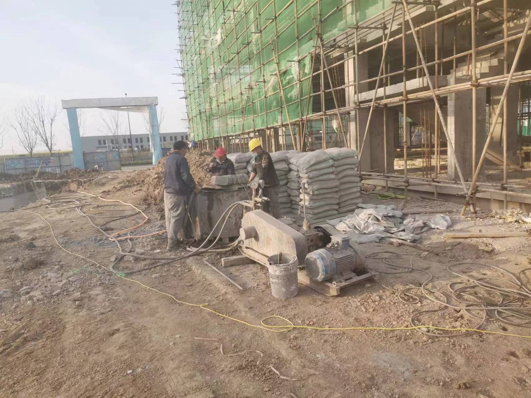 连山别墅下沉注浆